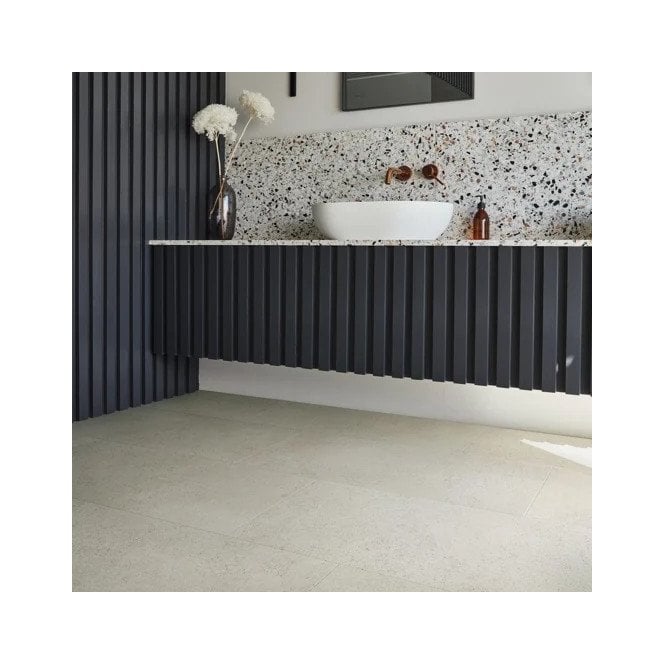 Karndean Design Flooring Caliza Classico LM39  Art Select