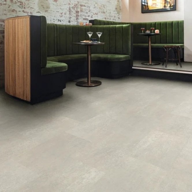 Karndean Design Flooring Dove Grey Concrete SCB-ST21-18  Knight Tile Rigid Core