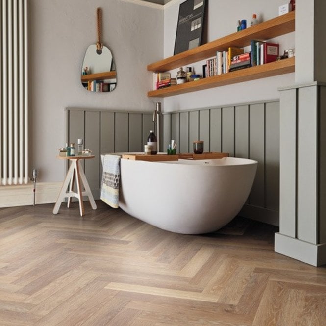 Karndean Design Flooring Pale Limed Oak SM-KP94 Knight Tile