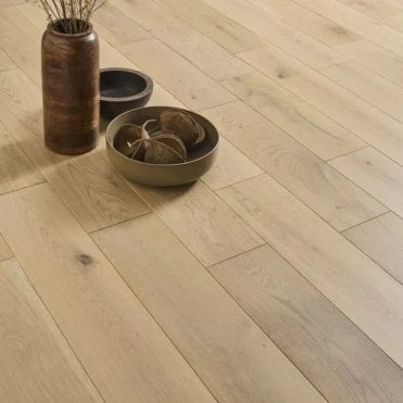 Richmond 18/4 Desert Oak Evergreen Floors